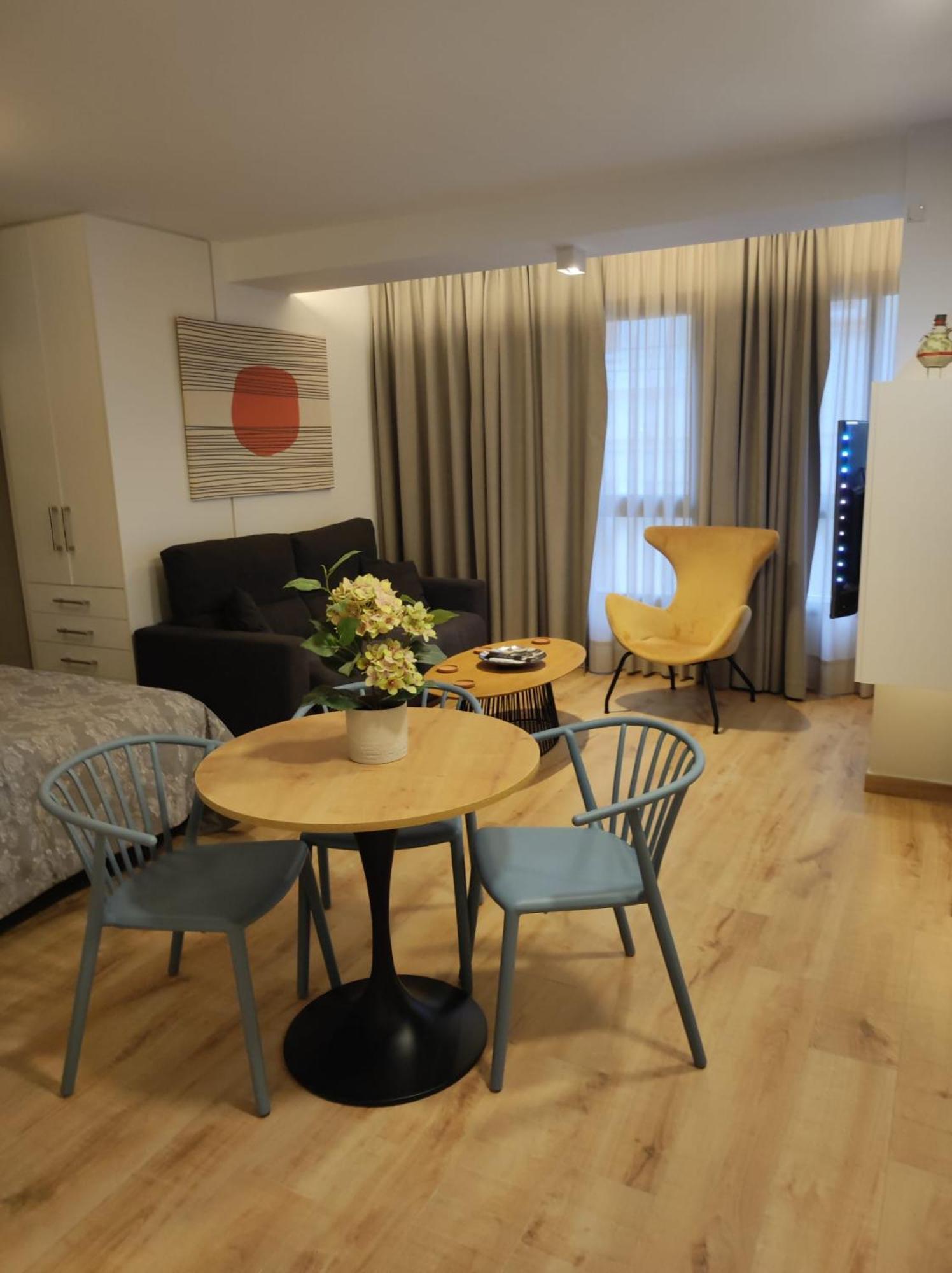 Apartamentos Leonor Málaga Exterior foto