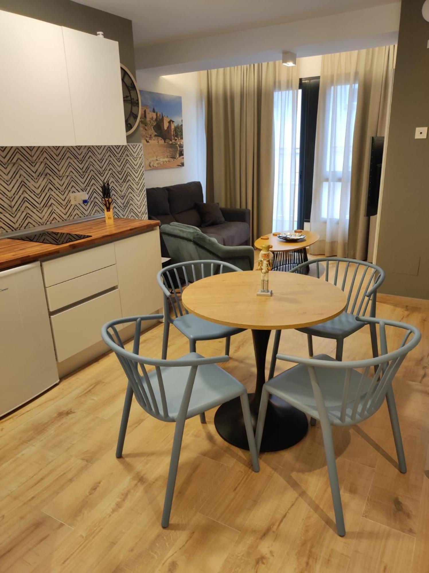 Apartamentos Leonor Málaga Exterior foto